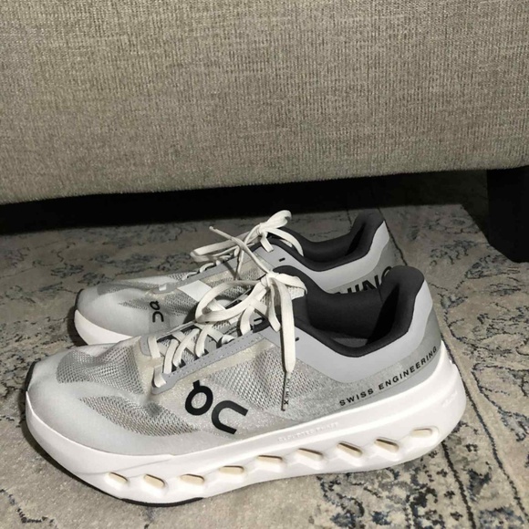 On Cloudsurfer Next Running Shoes - Picture 6 of 12